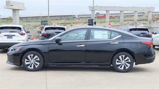 2024 Nissan Altima S FWD S in Irving, TX - Clay Cooley Nissan of Irving