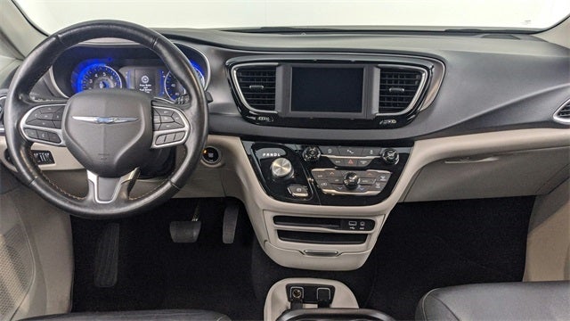 2020 Chrysler Pacifica Touring L in Irving, TX - Clay Cooley Nissan of Irving